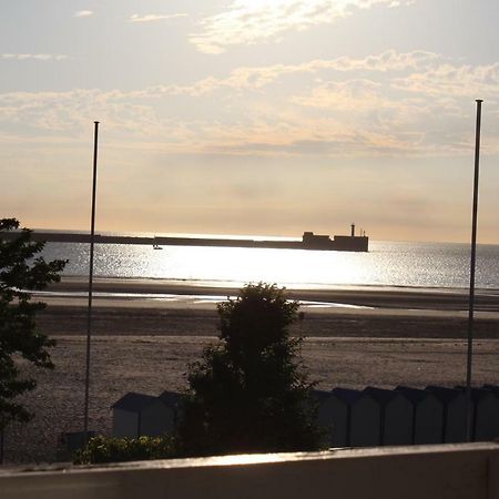 Le Bain De Mer Boulogne-sur-Mer Exterior photo
